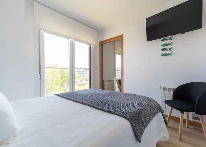 By Ladeira Con Garaje *